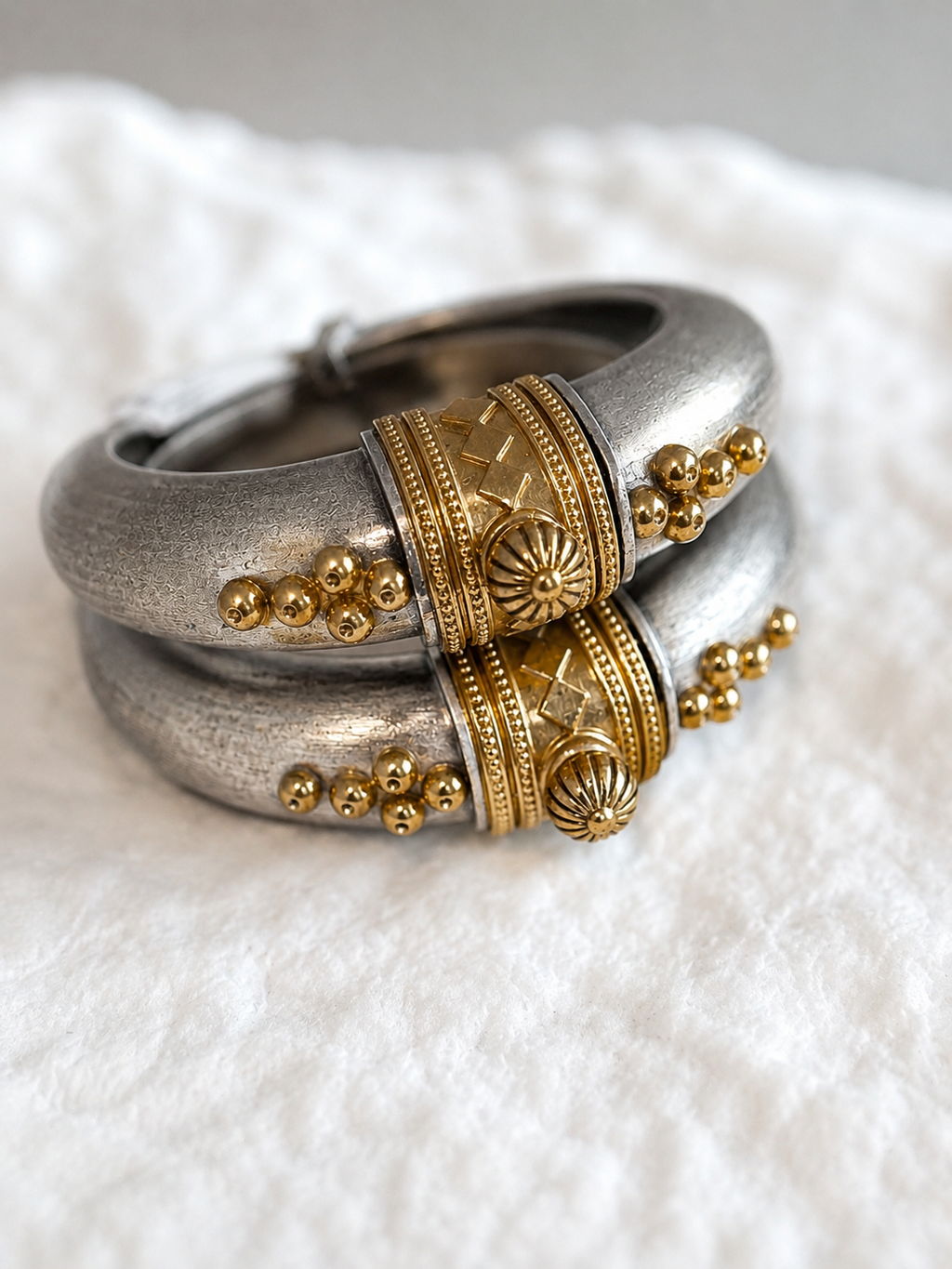 Veda Cuff