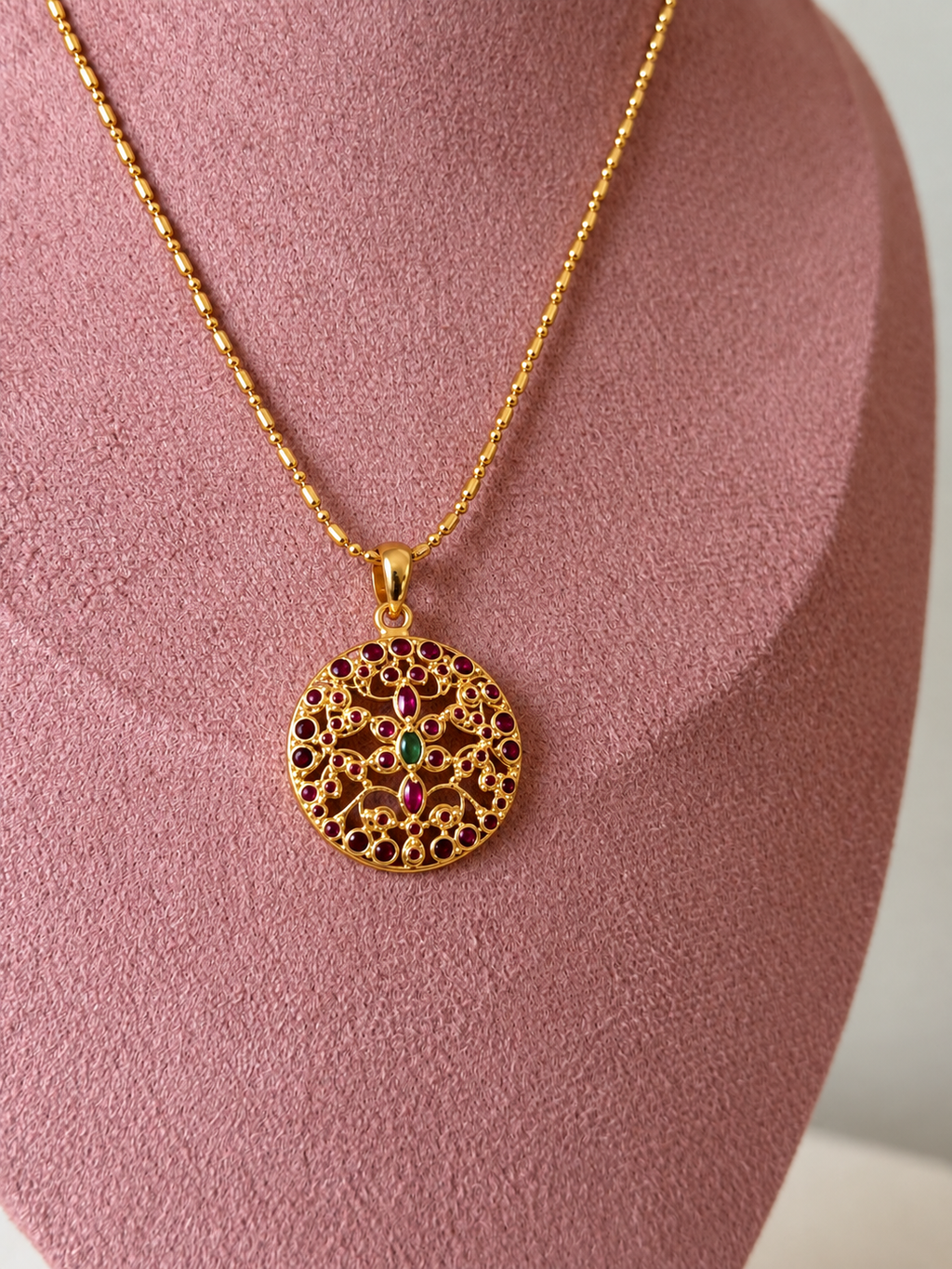 Nira Pendant